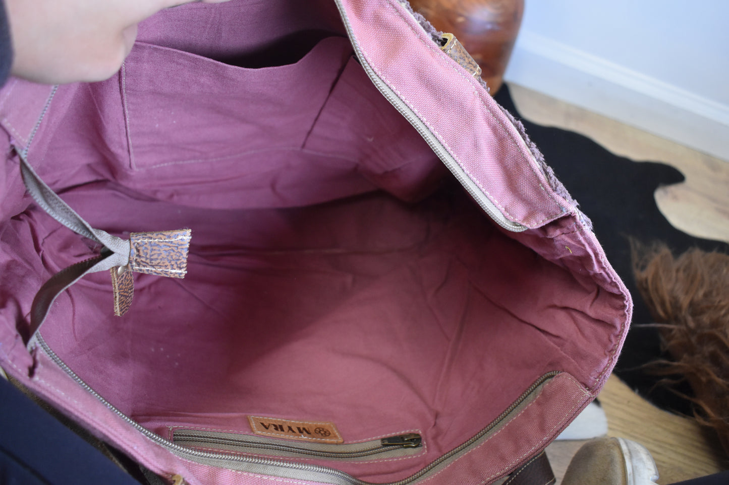 Desert Lace Small Weekender