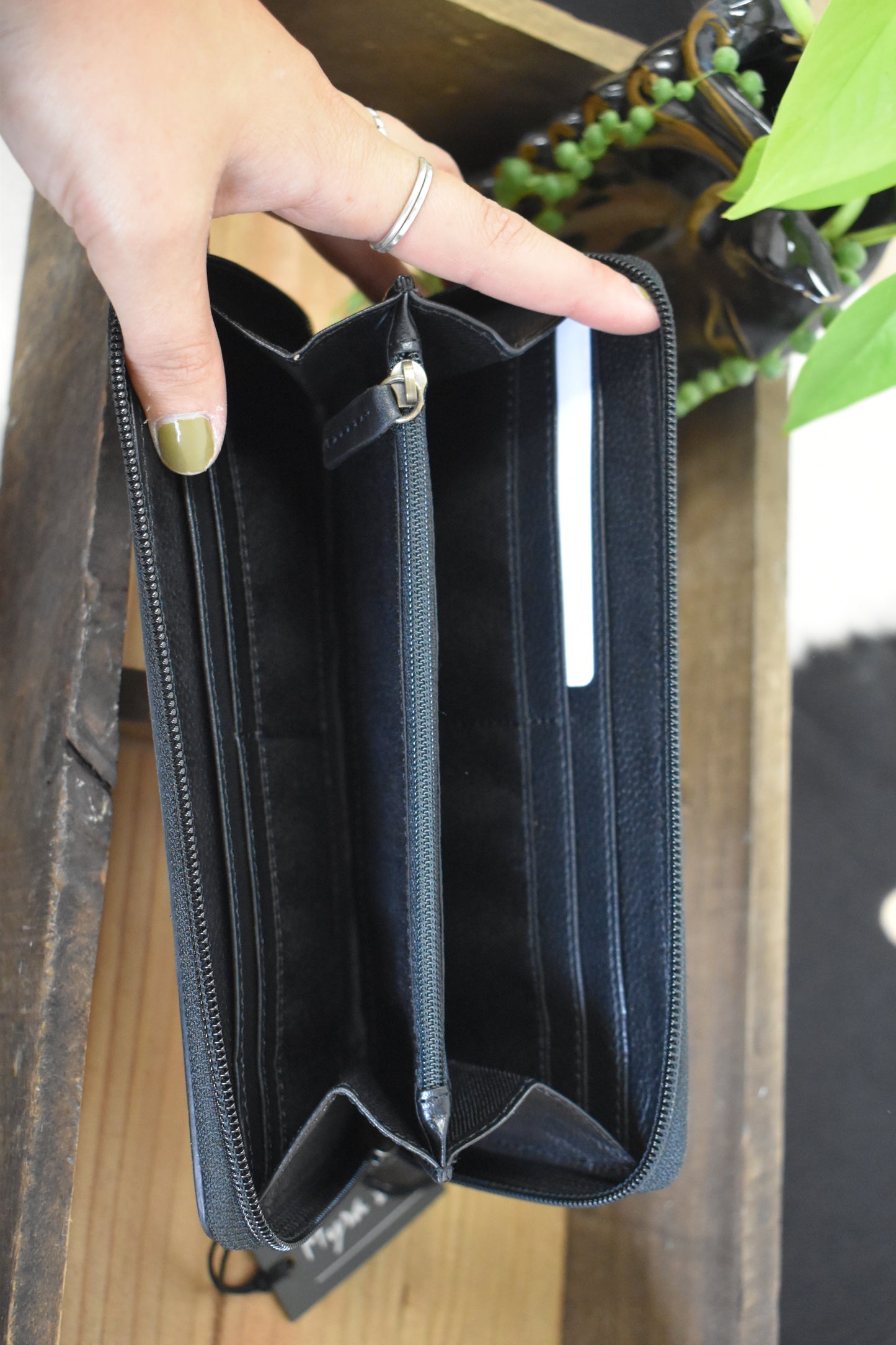 The Robyn Wallet