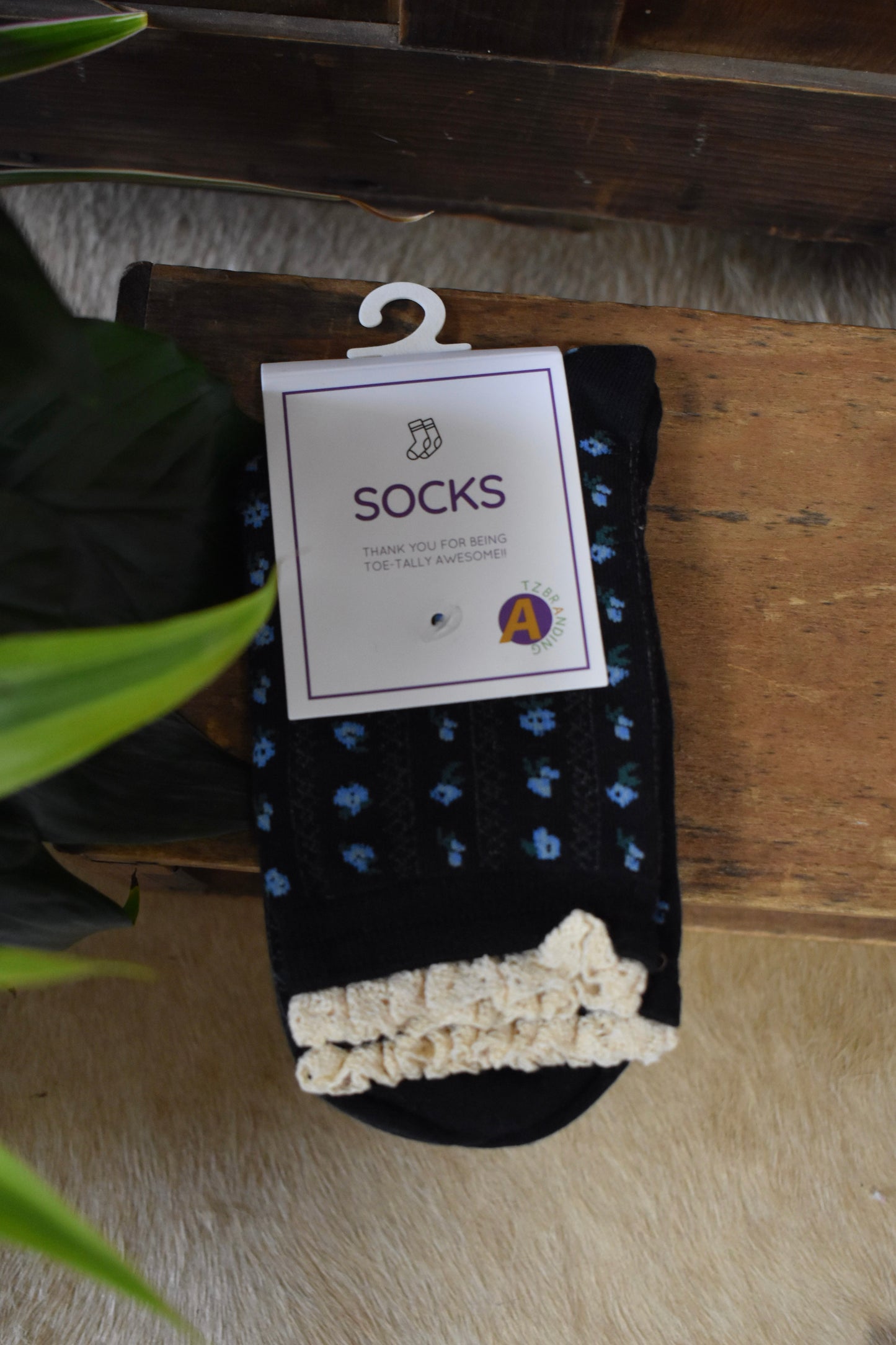 Ruffle Blossom Lace Crew Sock