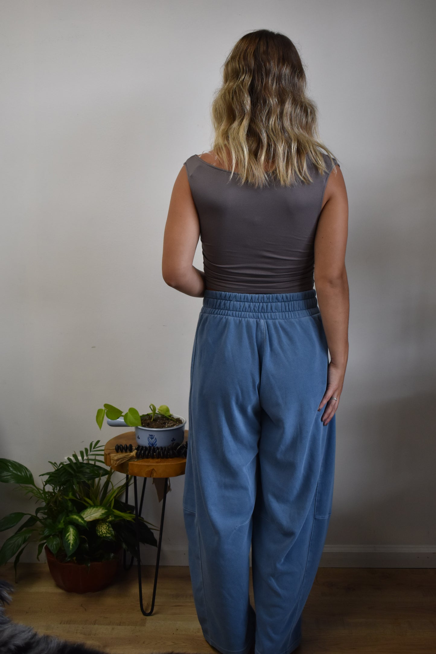 Vintage Blue Smocked Waist Barrel Sweatpants