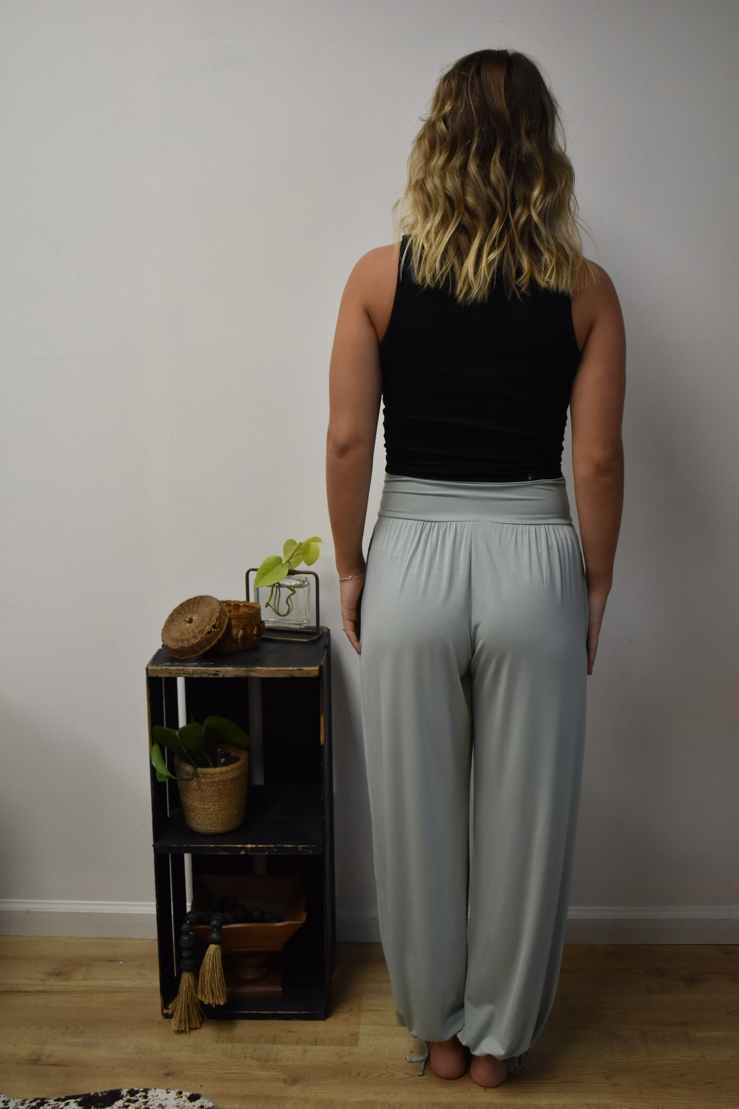 V Cross-Over Joggers: Moss Green