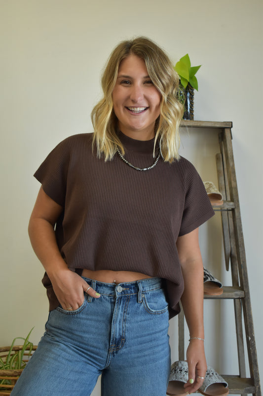 Ribbed Mock Neck Pull Over: Dark Brown
