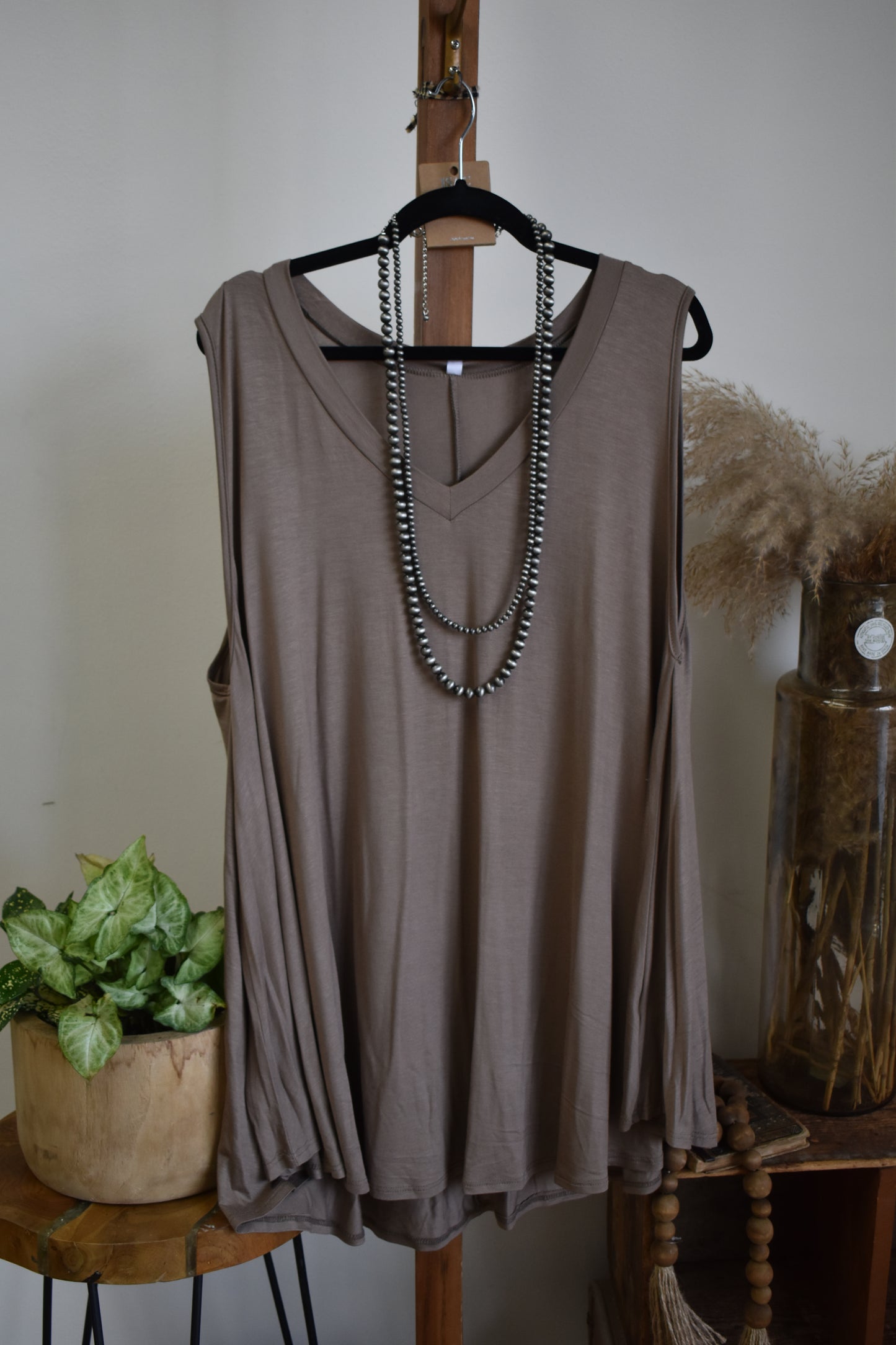 PLUS V Neck Sleeveless Solid Color Tunic Hot Cocoa