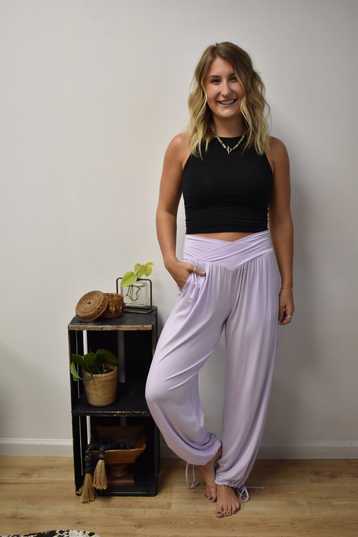 V Cross-Over Joggers: Lilac