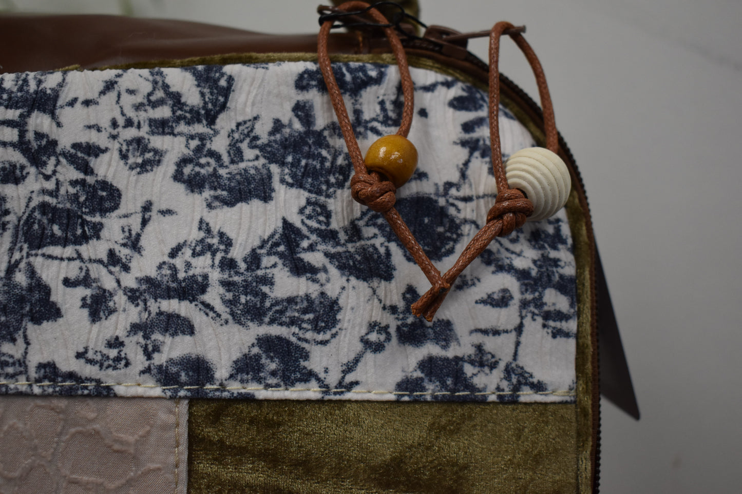 Vintage Style Travel Bag