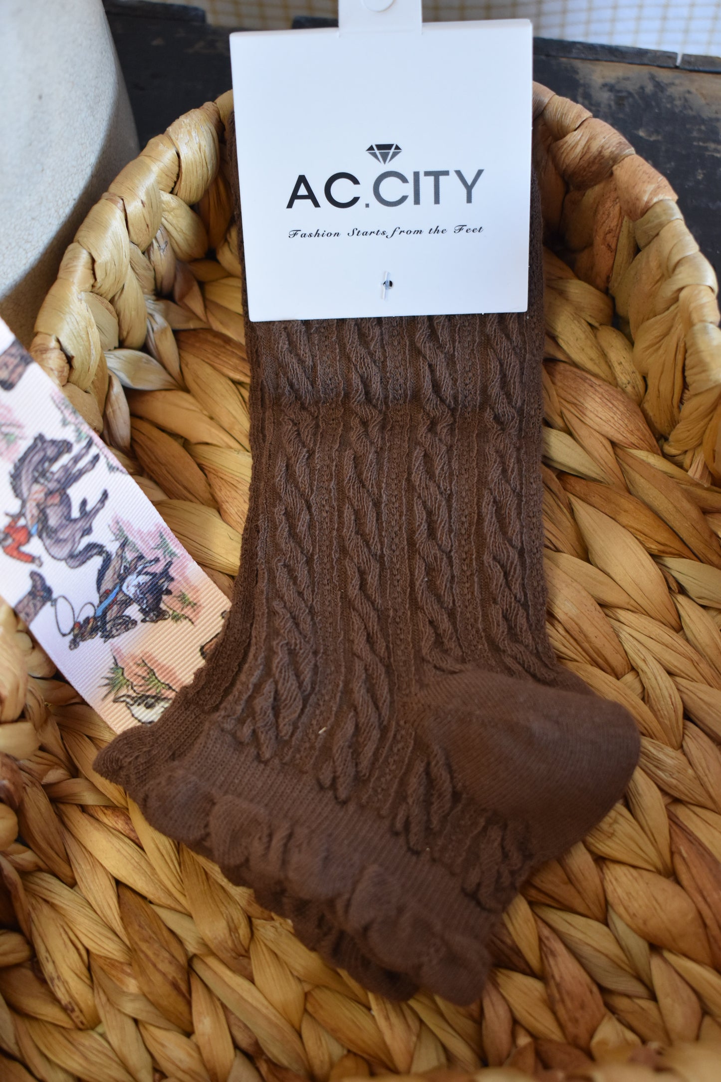 Retro Ruffle Ankle Socks