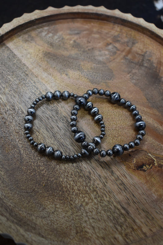 NP Cluster Bracelet Stack