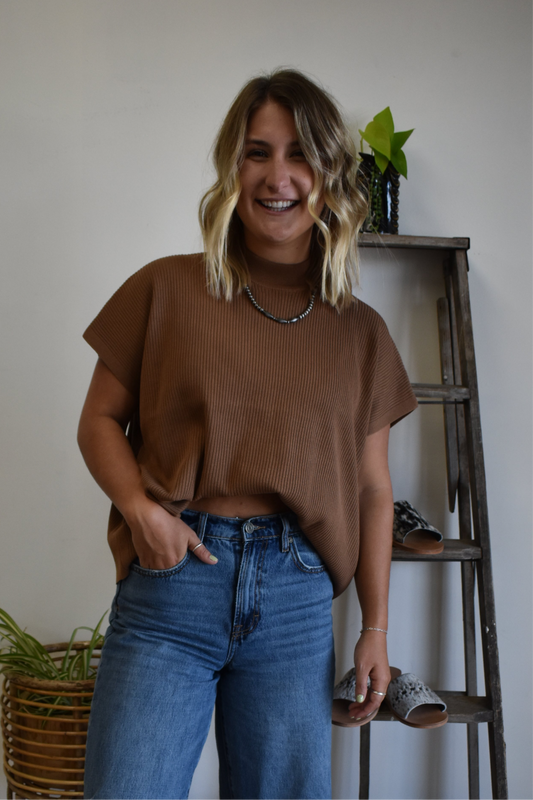 Ribbed Mock Neck Pull Over: Deep Camel