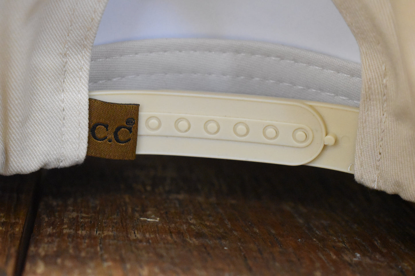 “Howdy” Embroidered Trucker Hat