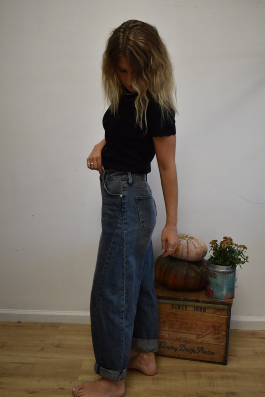 Malcom Tinted Barrel Jeans