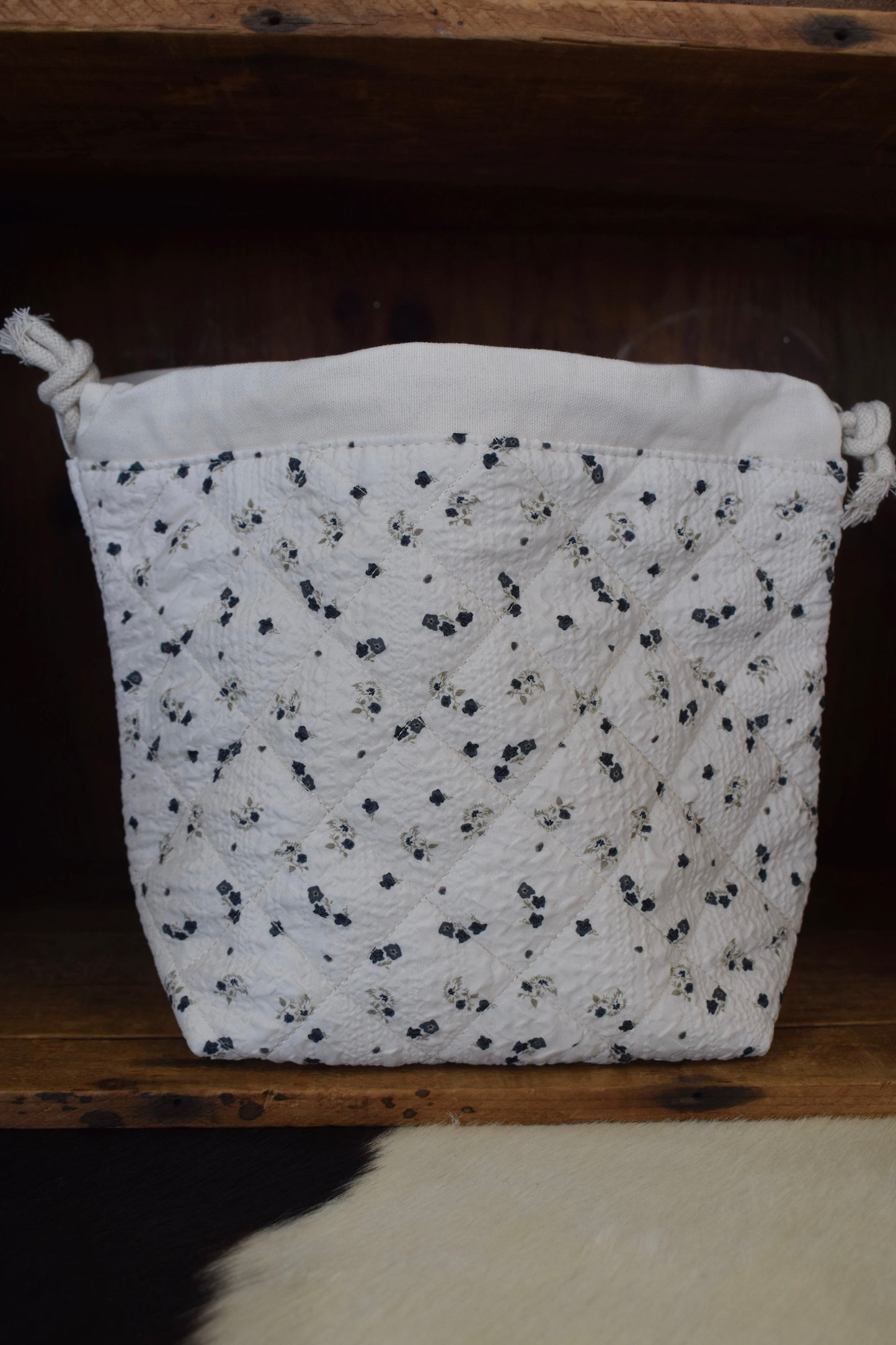 Floral Quilted Drawstring Bag