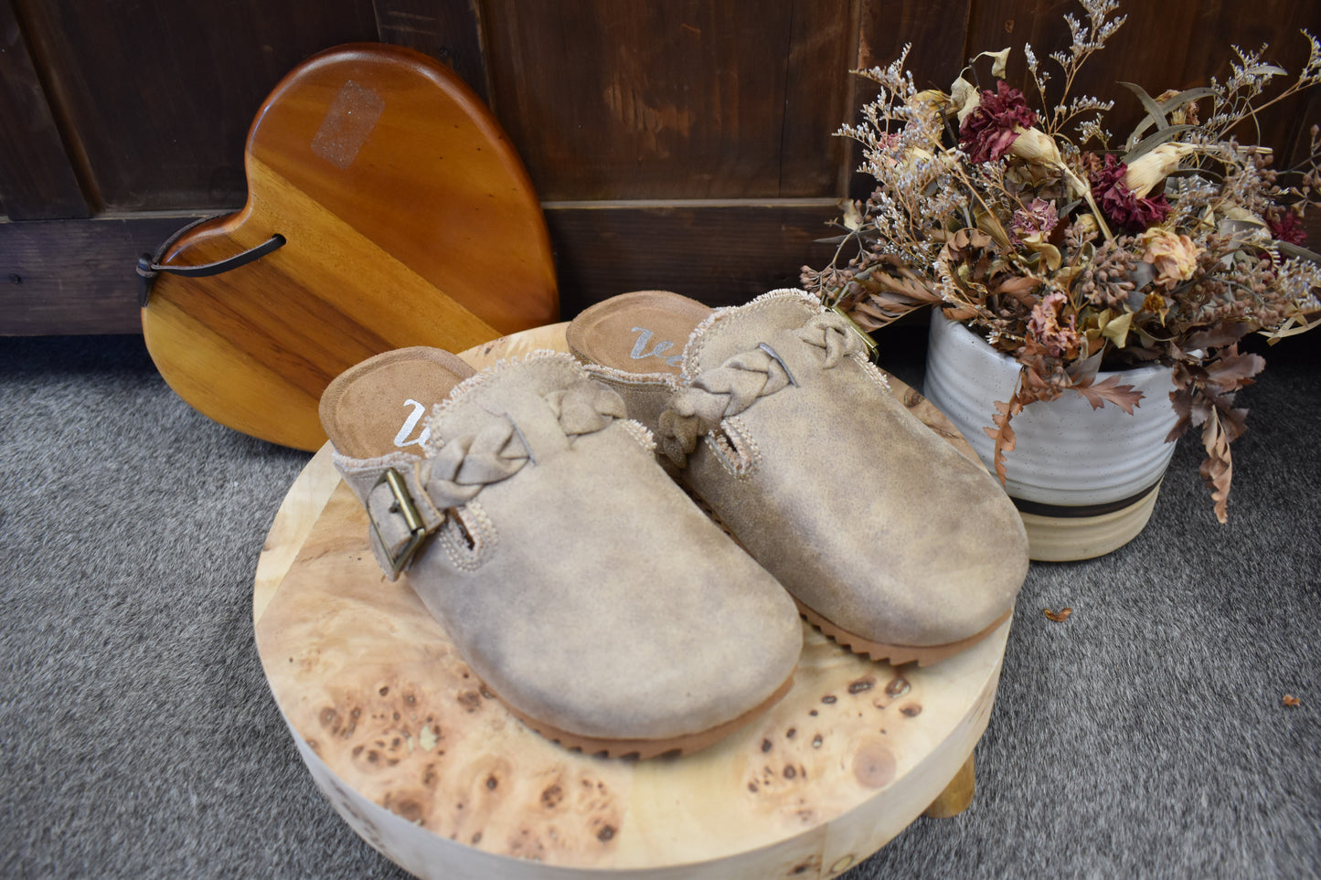 The Oliver Mules: Tan