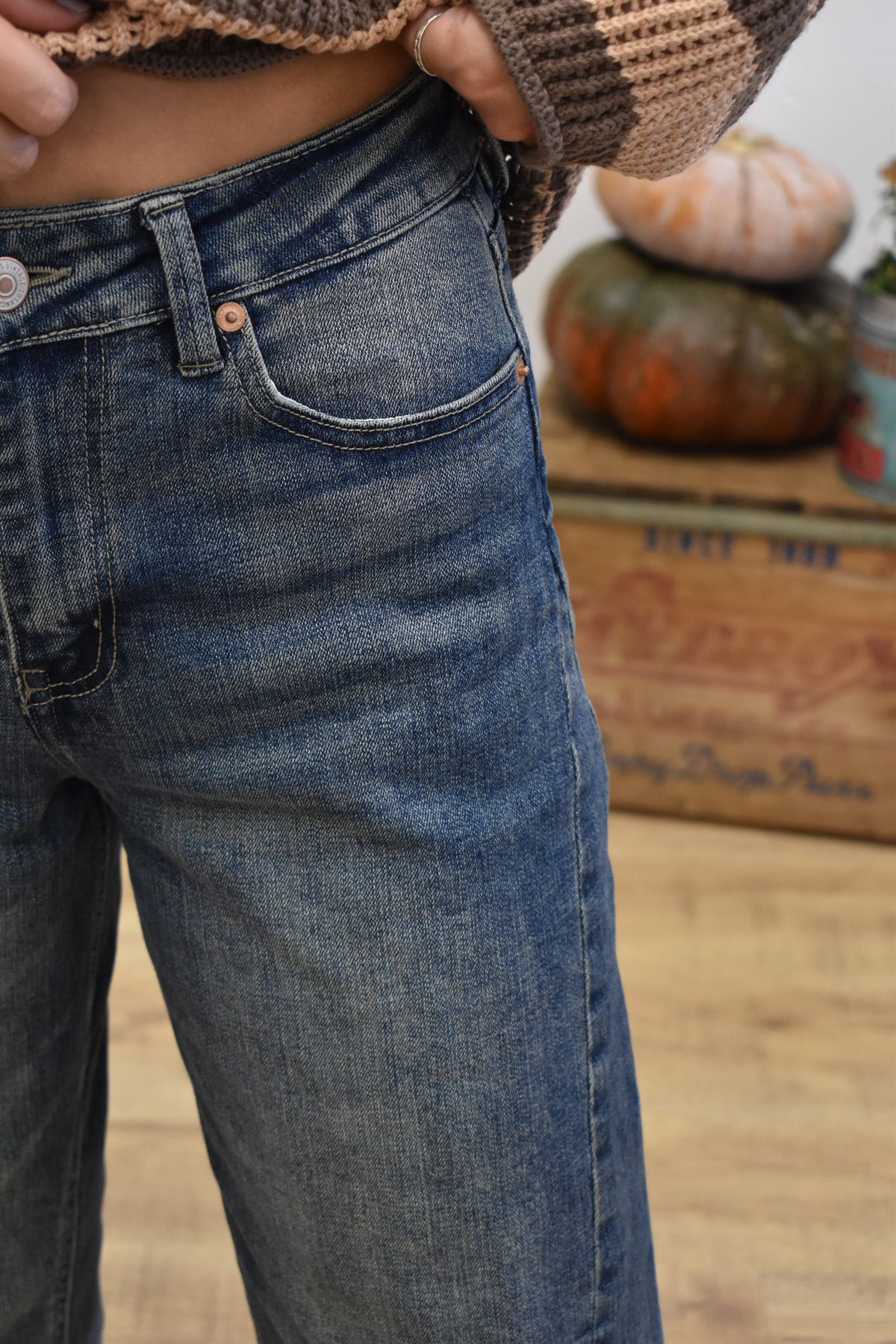 Malcom Tinted Barrel Jeans