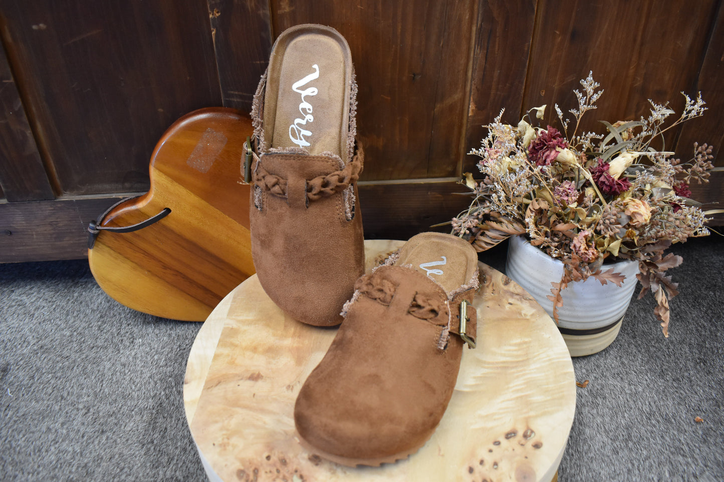 The Oliver Mules: Brown