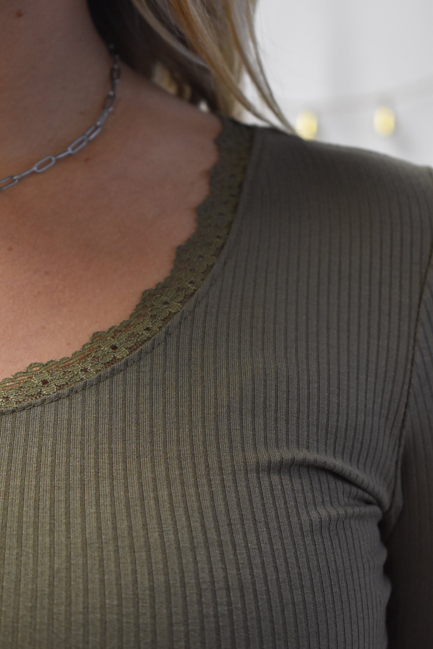 Ribbed & Lace Trim Long Sleeve