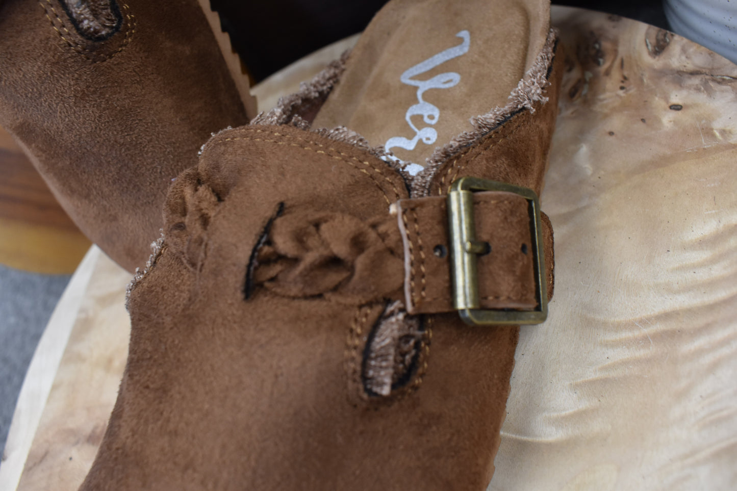 The Oliver Mules: Brown