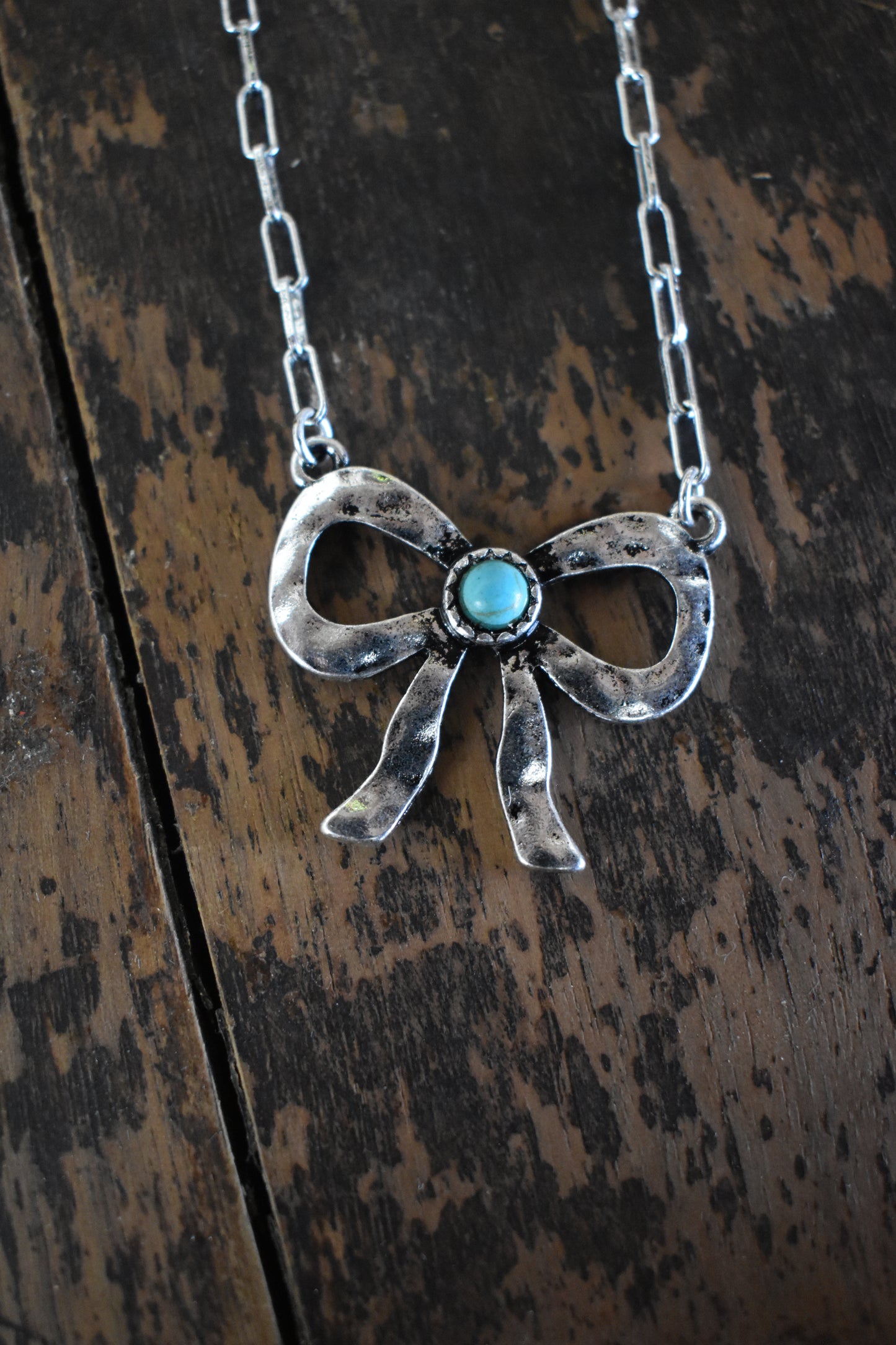 Short Tail Bow & Turquoise Necklace