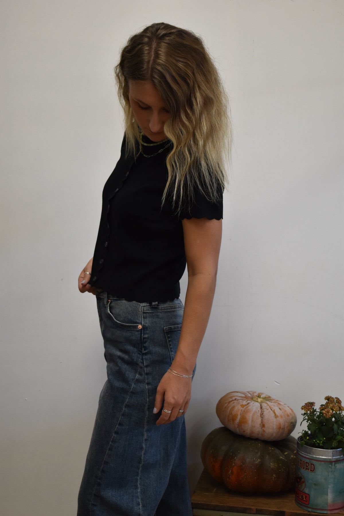 Shadow Scallop Top