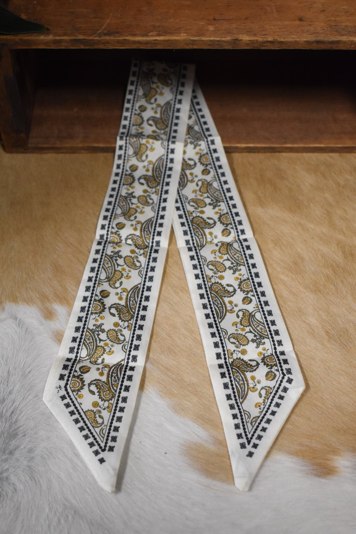 Ivory Paisley Skinny Scarf