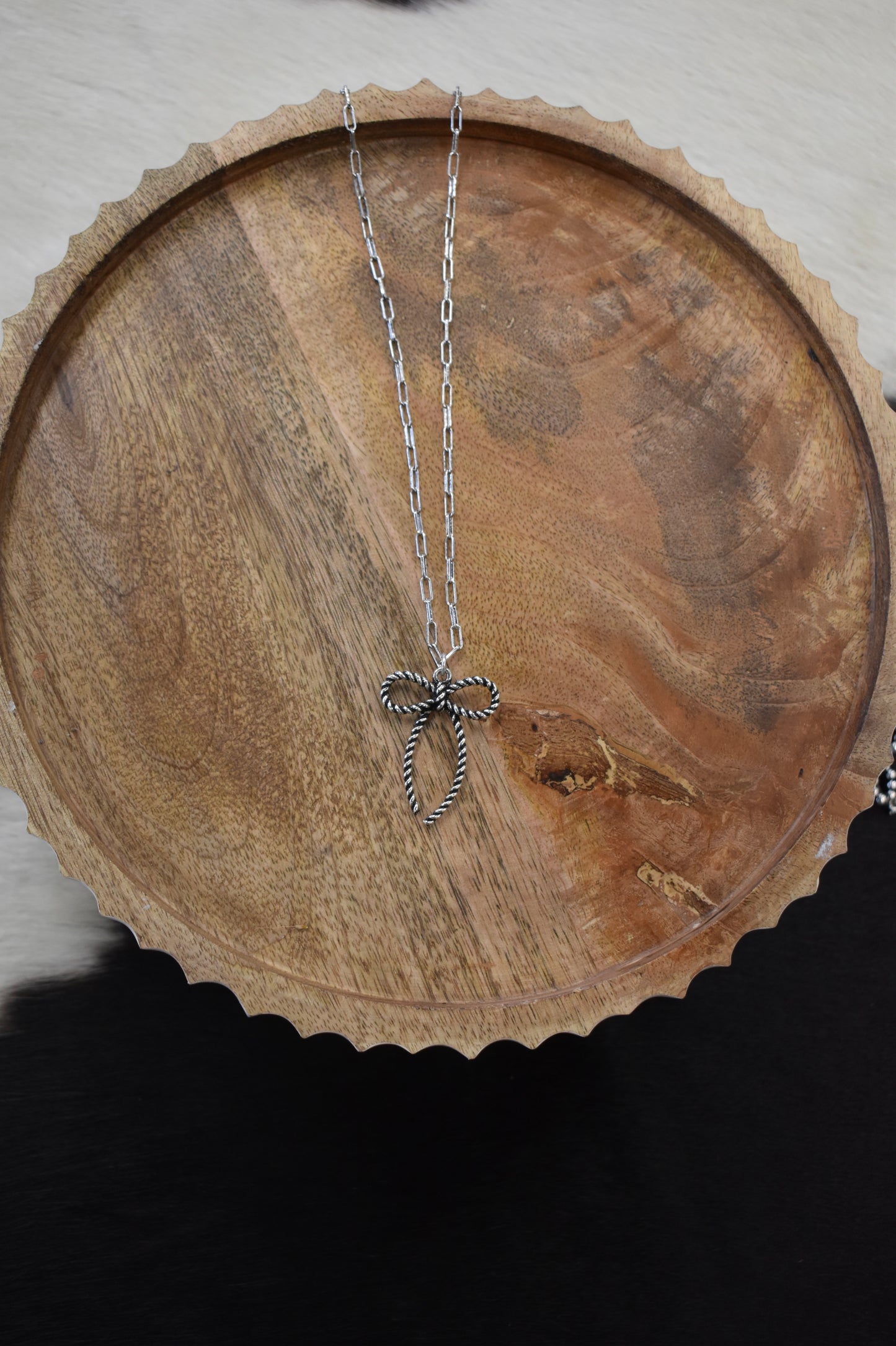 Corded Wire Bow Necklace
